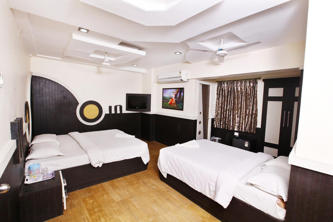 Hotel Vasantham Coimbatore Bagian luar foto